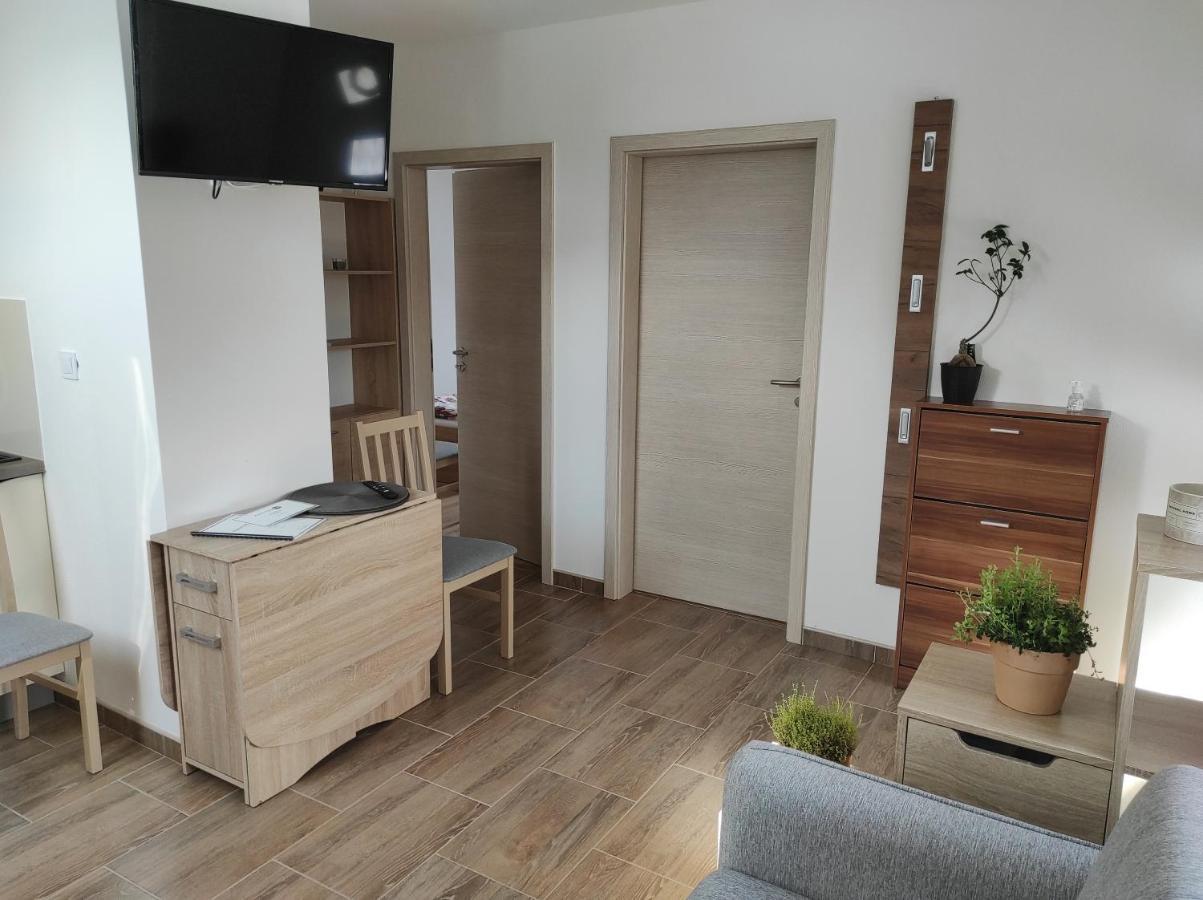 Apartmán Frymburk 700 Esterno foto